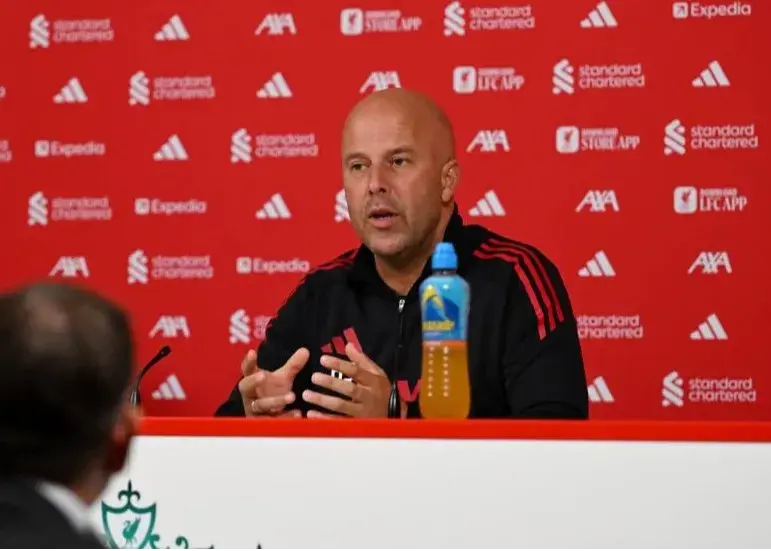 اشلوت خبر داد: امروز با صلاح صحبت می‌کنم؛ تکلیف بازی حساس لیگ برتر مشخص می‌شود!