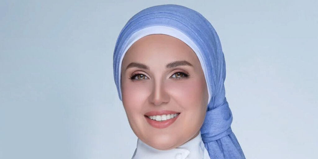 آرایش جدید گلوریا هاردی