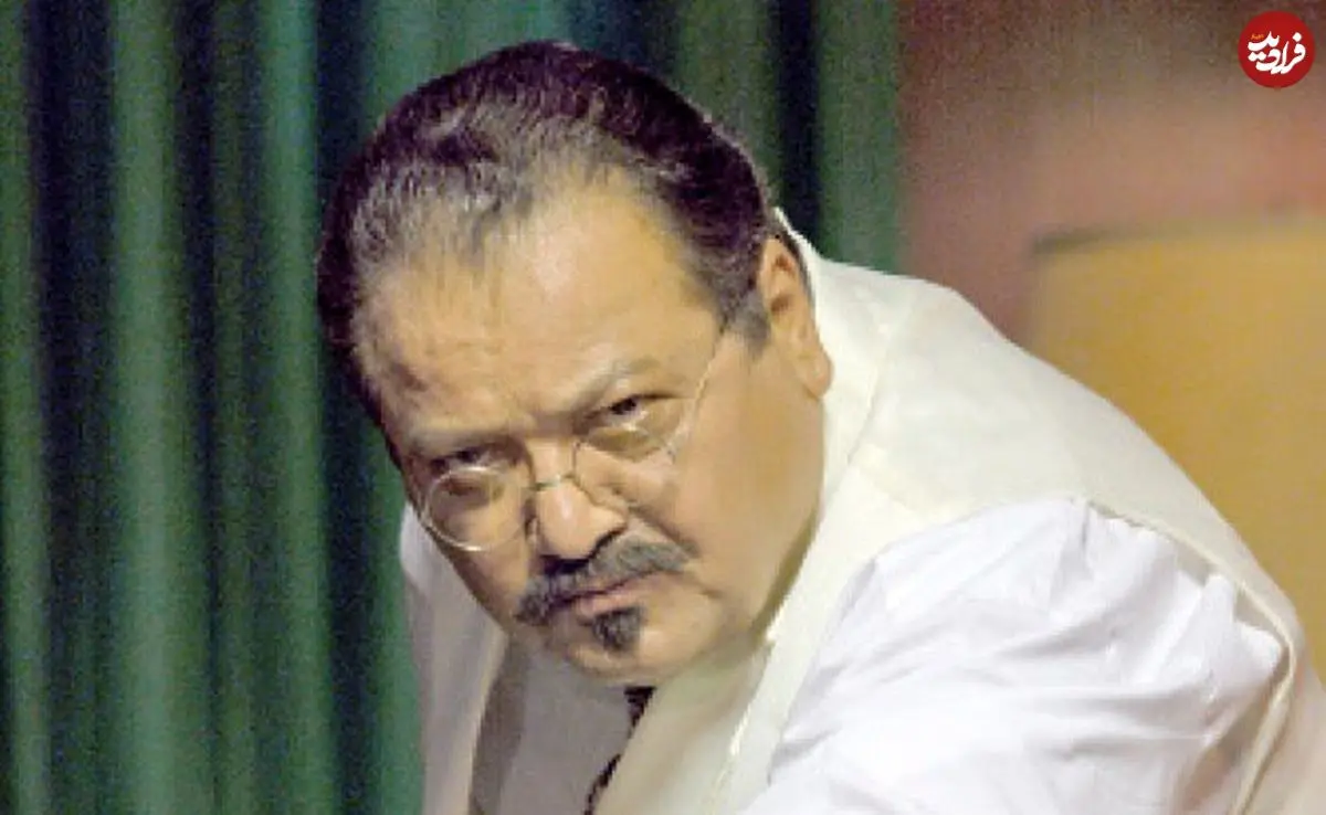 سفر شگفت‌انگیز در زمان با عکس محمد مطیع کنار بهمن مفید در سال ۵۱!