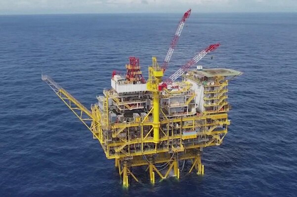 سرمایه‌گذاری نفتی ایران چگونه با مدل‌های داخلی و صندوق توسعه ملی جان تازه گرفت؟