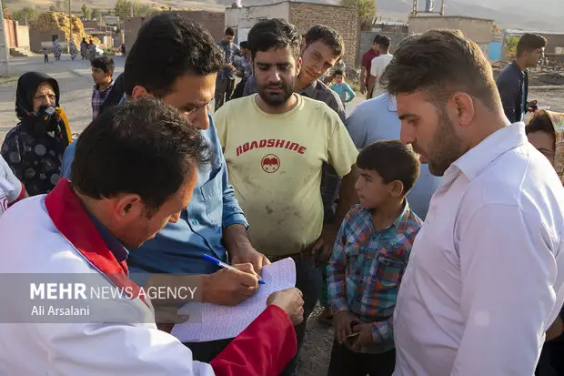 سیل‌زدگان مهرگی در شهرستان سیریک؛ توزیع فوری اقلام امدادی که جان‌ها را نجات می‌دهد!