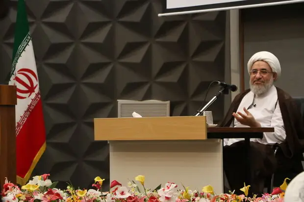 اراکی: مصلاهای بدون مانع باید فوراً کارکرد مسجدی پیدا کنند