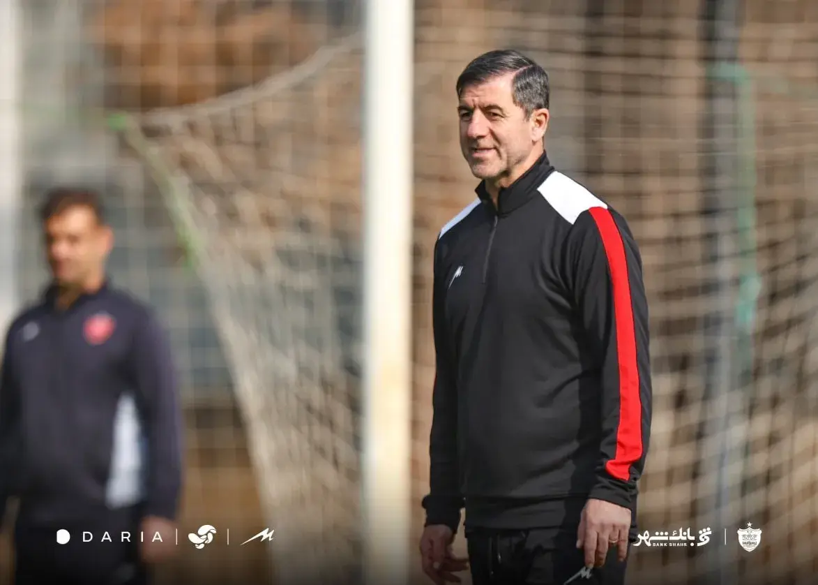 راز محبوبیت بی‌پایان آقا کریم؛ چرا همه پرسپولیسی‌ها عاشق او هستند؟