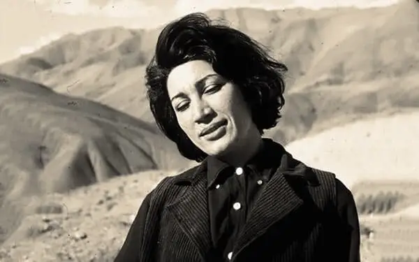 استایل فروغ فرخزاد