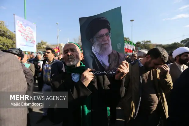 آوای وفا در استان سمنان طنین‌انداز شد؛ ملت بر میثاق ۹ دی استوار ماندند