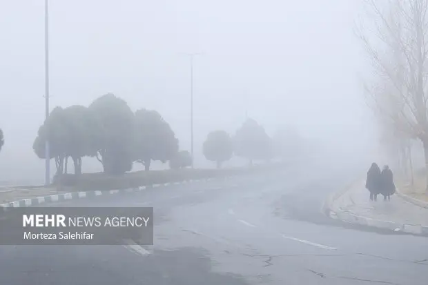 مسدود شدن محور مهریز-میانکوه به دلیل برف و یخ‌زدگی؛ هشدار جدی برای رانندگان!