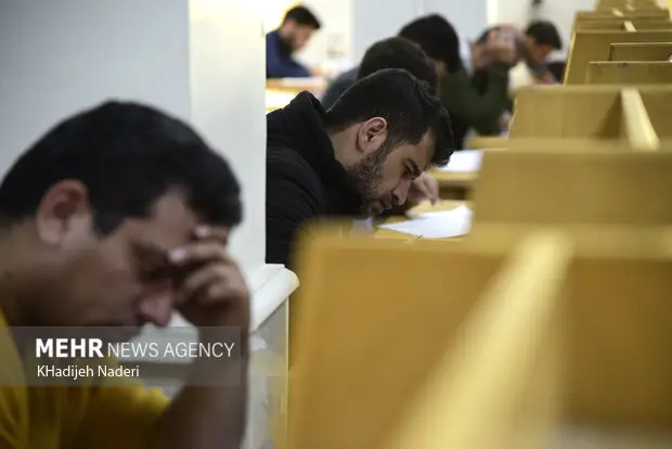 ثبت نام آزمون داروسازی خارج از کشور از ۱۰ دی؛ فرصت طلایی داوطلبان را از دست ندهید!