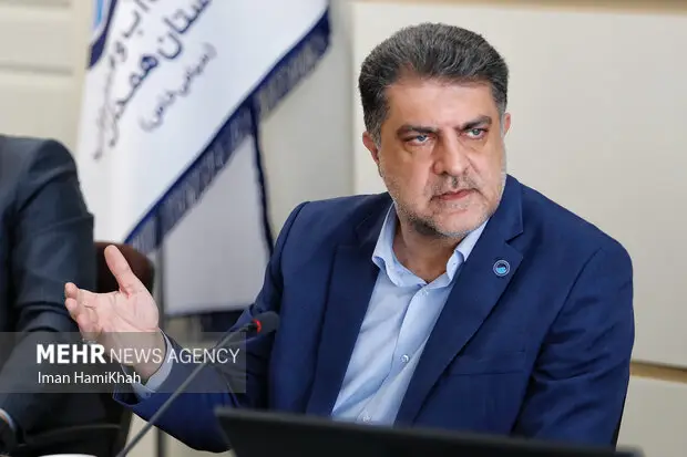 تعویض ۱۰ هزار کنتور فرسوده آب در همدان