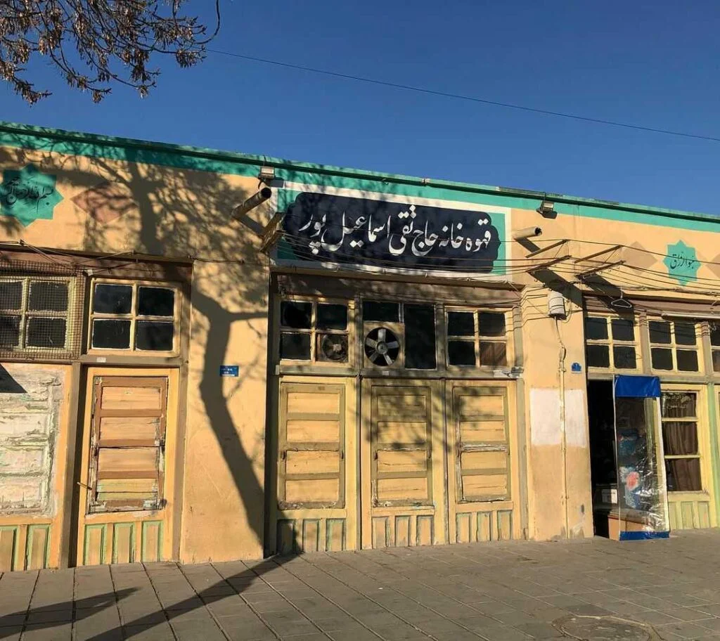 4HApoW5eYqCynw-ff0a790499e54345a5b1f095bfe260d3-1024x912