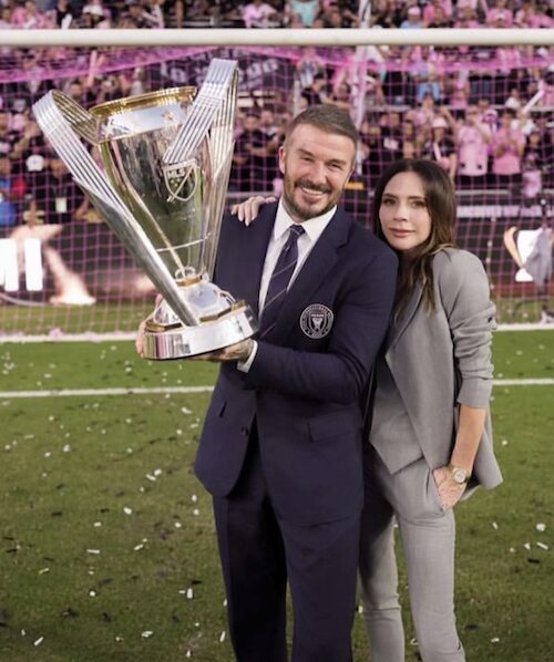 ویکتوریا در جشن قهرمانی