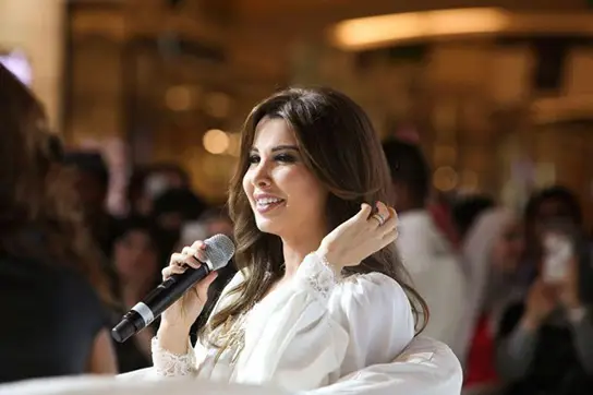 4xXqUhNP-Nancy-Ajram-4-768x512-1
