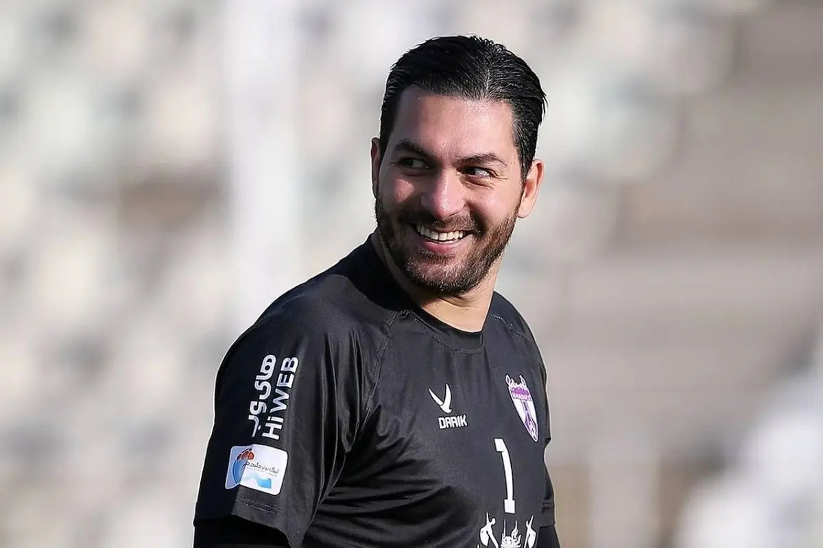 علیرضا حقیقی با تیپی رسمی در مراسمی که همه را شوکه کرد! داماد شدن گلر سابق تیم ملی؟