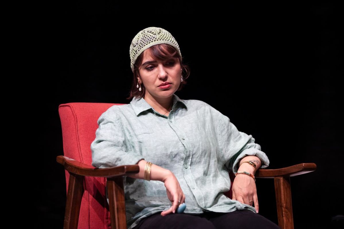 مونا کرمی با اشاره به زخم‌های قدیمی‌اش در کنار مهسا طهماسبی جنجال‌ساز شد!