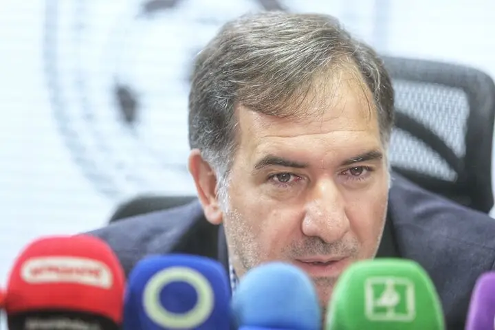 رئیس کمیته انضباطی هشدار داد: باشگاه‌ها مسئول رفتار تماشاگران حتی بیرون از ورزشگاه‌ها هستند!