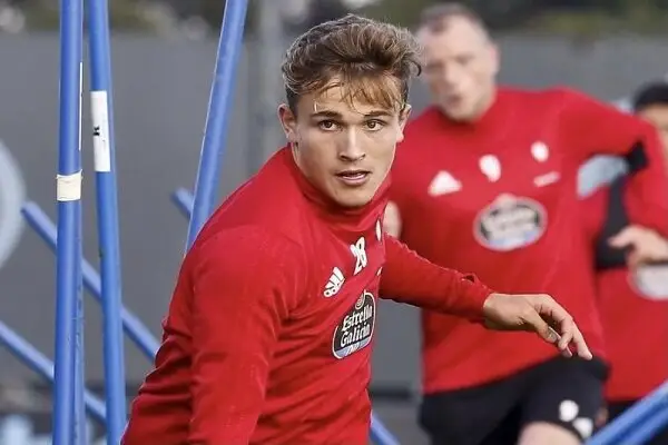 واکنش جنجالی دنیس به حضور در تیم ملی ایران؛ مشکل تابعیت بالاخره روشن شد!