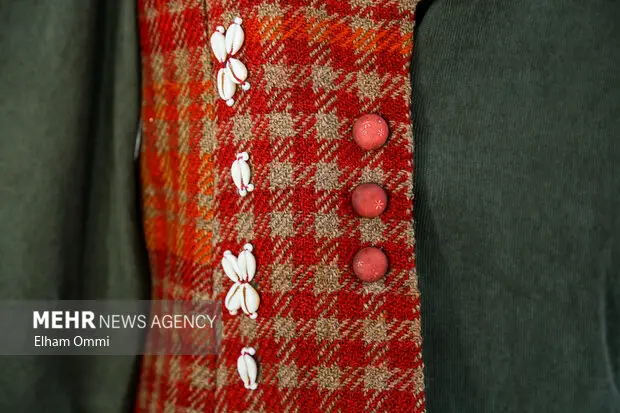 چرا سرمایه‌گذاران به جای تولید، سراغ طلا و ارز می‌روند؟ روایت تکان‌دهنده یک تولیدکننده حجاب