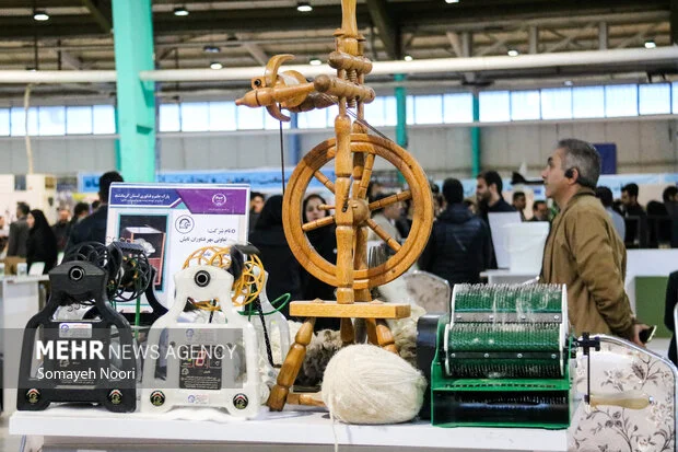 بیست‌وششمین نمایشگاه فناوری و پژوهش با حضور گسترده نخبگان آغاز شد