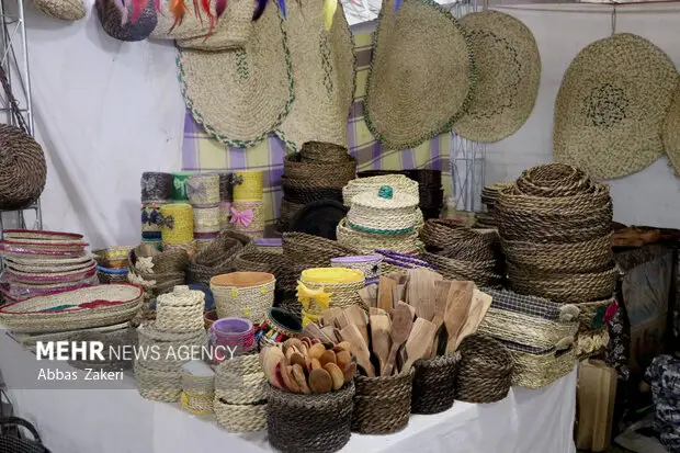 نمایشگاه‌های صنایع دستی ایلام در عراق چگونه بازار را به تسخیر خود درآوردند؟