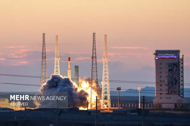 رئیس گروه فضایی صاایران از ویژگی‌های شگفت‌انگیز ماهواره «طلوع ۳» رونمایی کرد