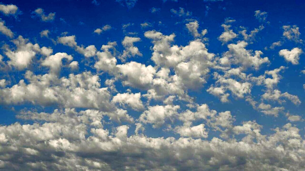 رنگ سال ۲۰۲۶ پنتون اعلام شد؛ سفیدی ابری که آرامش را به زندگی‌های شلوغ می‌آورد!