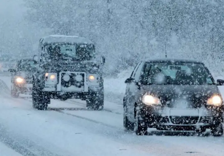 برف و کولاک شدید ۷ محور اصلی خراسان رضوی را به تعطیلی کشاند!
