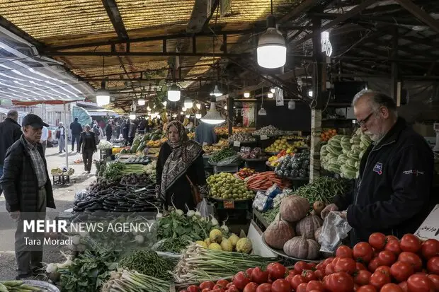 بازار شب یلدا در گیلان زیر ذره‌بین ناظران؛ با سودجویان برخورد می شود