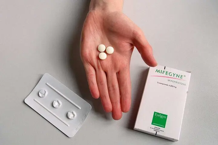 چرا داروهای غیرقانونی به کابوس ناباروری تبدیل شده‌اند؟ هشدار متخصص زنان درباره تهدیدی خاموش