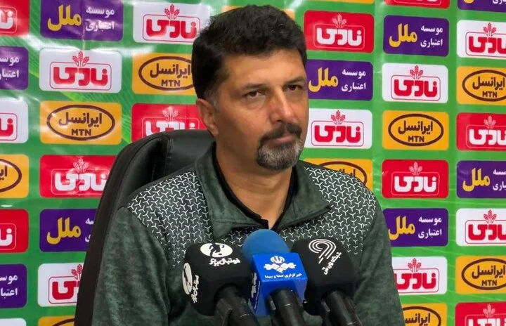 مجتبی حسینی هشدار داد: اشتباه فردی مقابل پرسپولیس، بازی را می‌سوزاند!