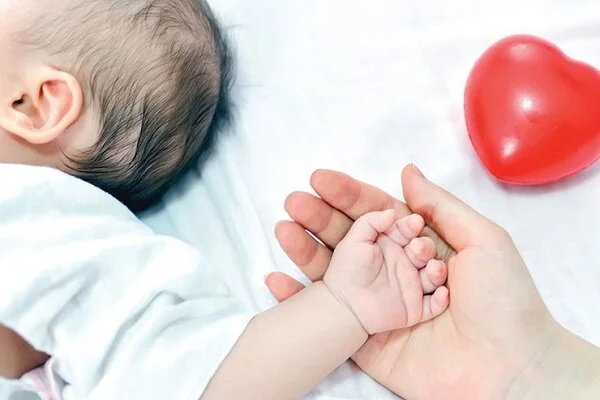 شیر مادر؛ سپر طبیعی نوزاد مقابل آلودگی هوا