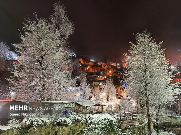 اولین برف پاییزی ماسوله چگونه زیبایی‌های روستا را متحول کرد؟