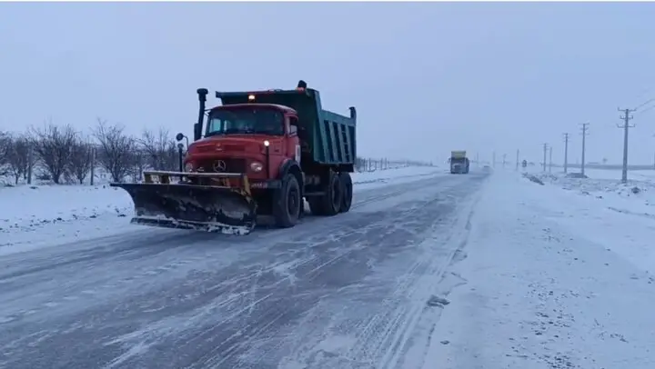 بازگشایی کامل جاده‌های خراسان رضوی؛ هشدار پلیس به رانندگان برای رعایت نکات ایمنی