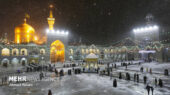 شگفتی حرم امام رضا(ع) در لباس برفی؛ تصاویر بی‌نظیر و دیدنی!