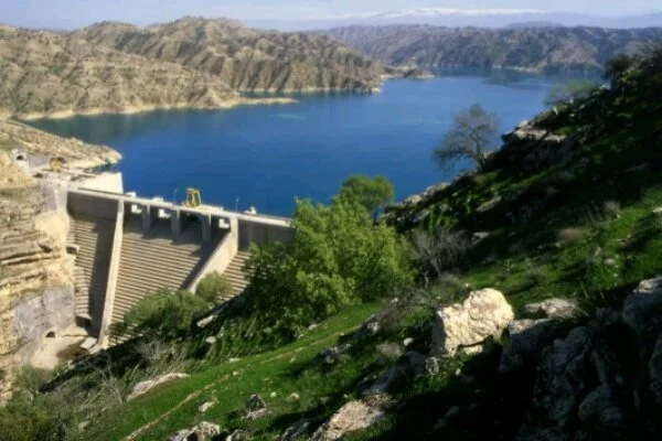 پرشدگی سدهای چم‌شیر و کوثر گچساران به ۴۰ درصد رسید؛ ذخایر آب در حال افزایش چشمگیر!