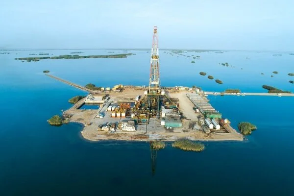 قراردادهای میدان‌محور؛ چالشی بزرگ برای تحول صنعت نفت در برنامه هفتم