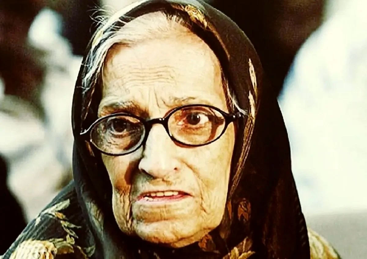 چهره کمتر دیده شده مهری مهرنیا در جوانی؛ بازخوانی دهه ۲۰ بازیگری قبل انقلاب