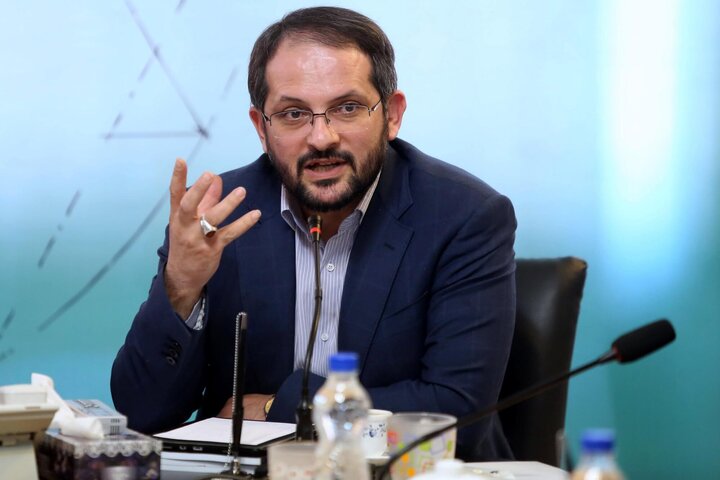 چرا تقویت همزمان آموزش، پژوهش و ارتباط با جامعه در دانشگاه‌ها حیاتی است؟