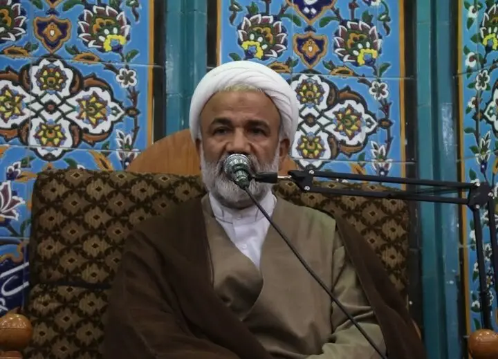 امام جمعه دشتستان: چرا حجاب، نماد واقعی شخصیت زن مسلمان است؟