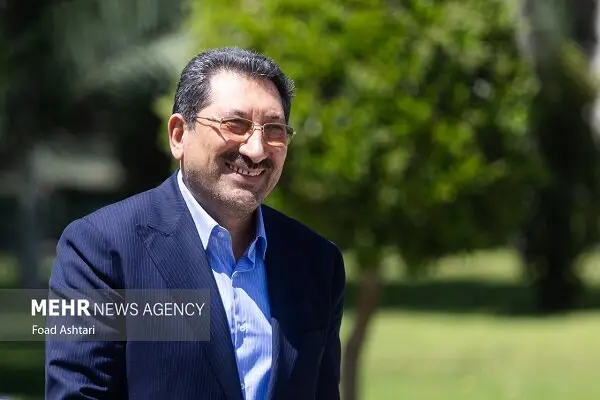 چرا بازار خودرو به پاشنه آشیل وزیر صمت تبدیل شده؟ استیضاح در راه است؟