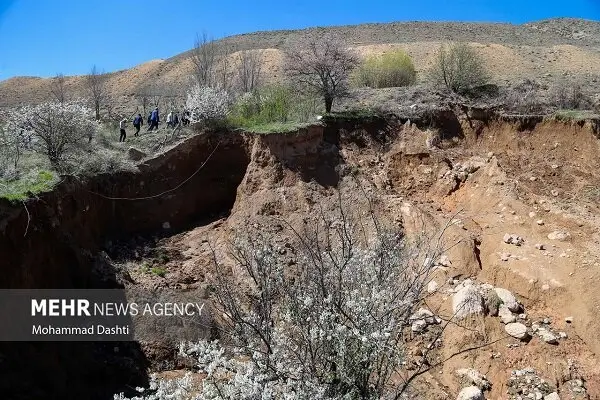فرونشست زمین در خراسان رضوی از هشدار عبور کرد؛ بحران خاموشی که زندگی را تهدید می‌کند