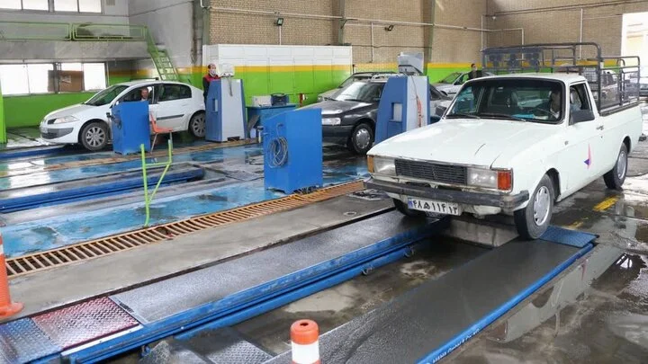 پلیس تهران با اقدامات ویژه، تخلفات خودروهای فاقد معاینه فنی را زیر ذره‌بین گرفت!