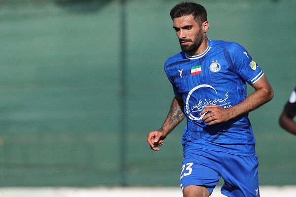 مدافع جنجالی استقلال در آستانه جدایی؛ جلسه سرنوشت‌ساز با مدیرعامل در راه است