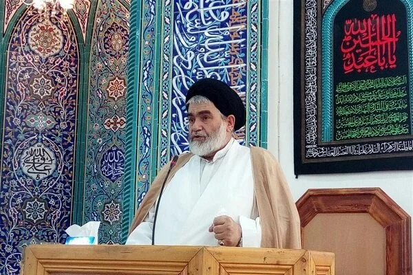 امام‌جمعه چابهار هشدار داد: دوستی با دشمن، راهی به تکرار فجایع تروریستی است!