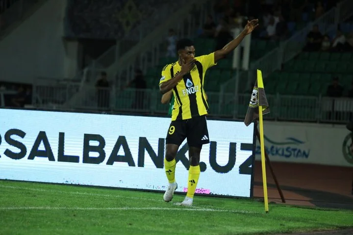 مهاجم جنجالی استقلال تمرینات ویژه را شروع کرد؛ کوجو نیم‌فصل دوم را از دست داد!