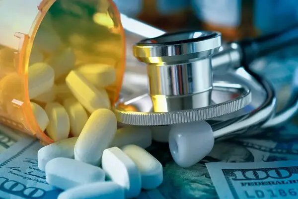 کاهش چشمگیر هزینه‌های دارویی با اجرای دقیق راهنمای بالینی در تأمین اجتماعی