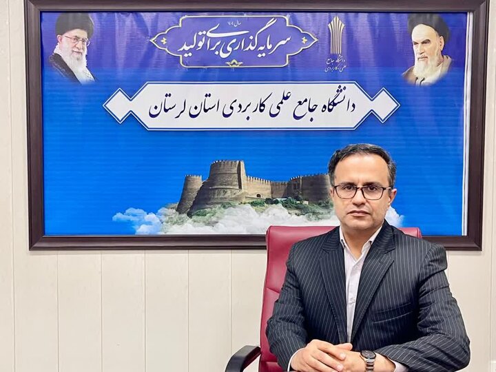 چرا دیگر نباید منتظر دولت برای اشتغال بمانیم؟ دانشجویان، راه جدید کارآفرینی را پیش بگیرند!