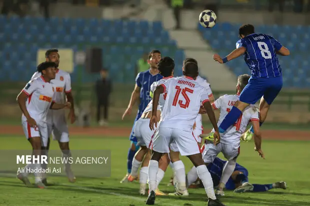 چند دستگی در استقلال/ ساپینتو نتایج ضعیف را گردن دیگران میاندازد!