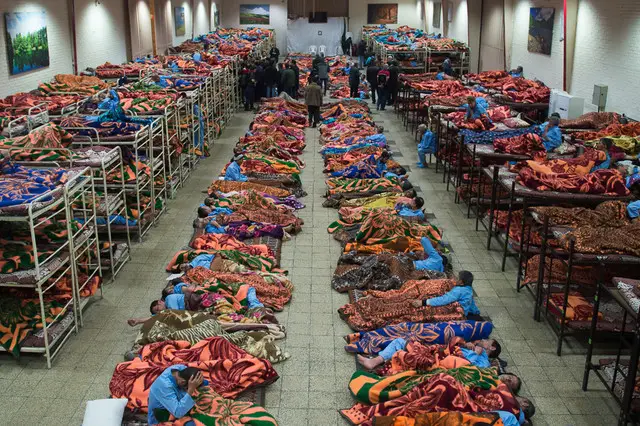 آغاز مرحله سوم طرح «پناه گرم» با حضور ۳۰۰ امدادگر در شب‌های سرد تهران