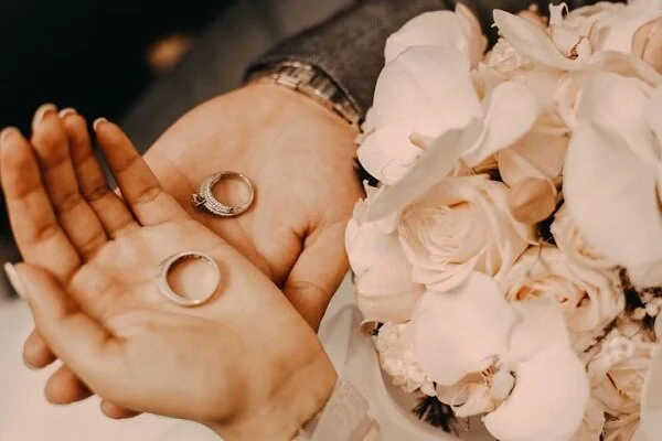 دفاتر ازدواج امروز تا ساعت ۲۰ باز هستند؛ فرصت طلایی ثبت لحظه‌های خاص زندگی!