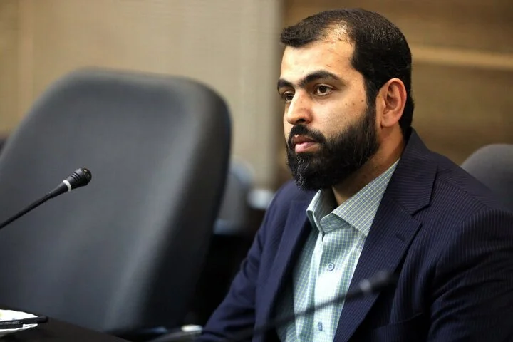 نجابت: راه‌آهن شیراز–بندرعباس حلقه مفقوده کریدور شمال–جنوب کشور است