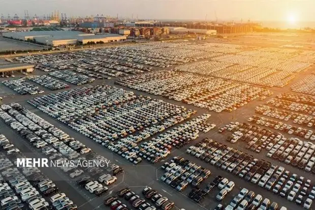 شوک بزرگ بازار خودرو: ری‌را در دی ۱۴۰۴ چقدر گران شد؟ افزایش حیرت‌انگیز تا ۳۳۰ میلیون تومان!